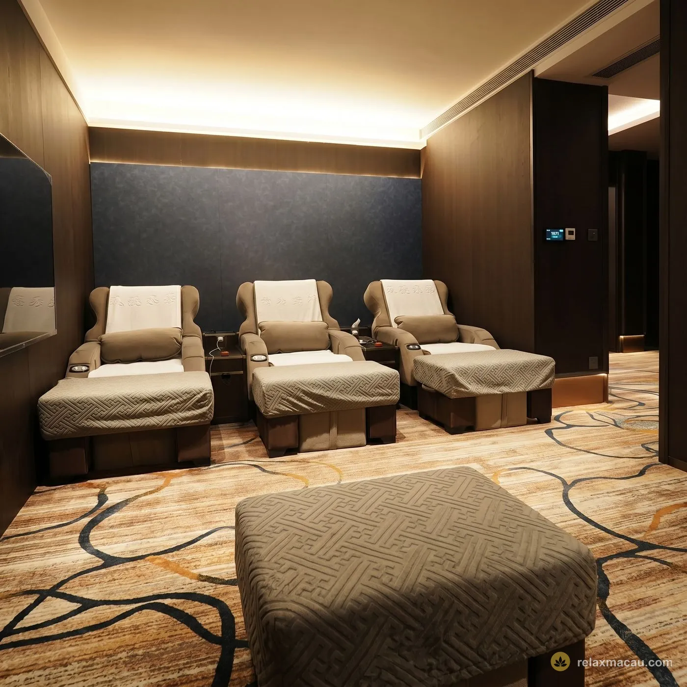 Number Nine Spa massage-chair room