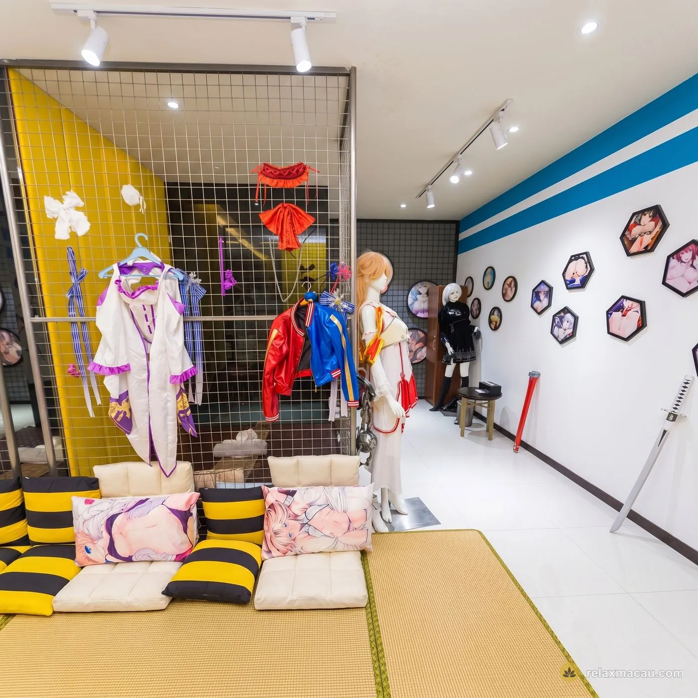 Majesty Spa cosplay themed room